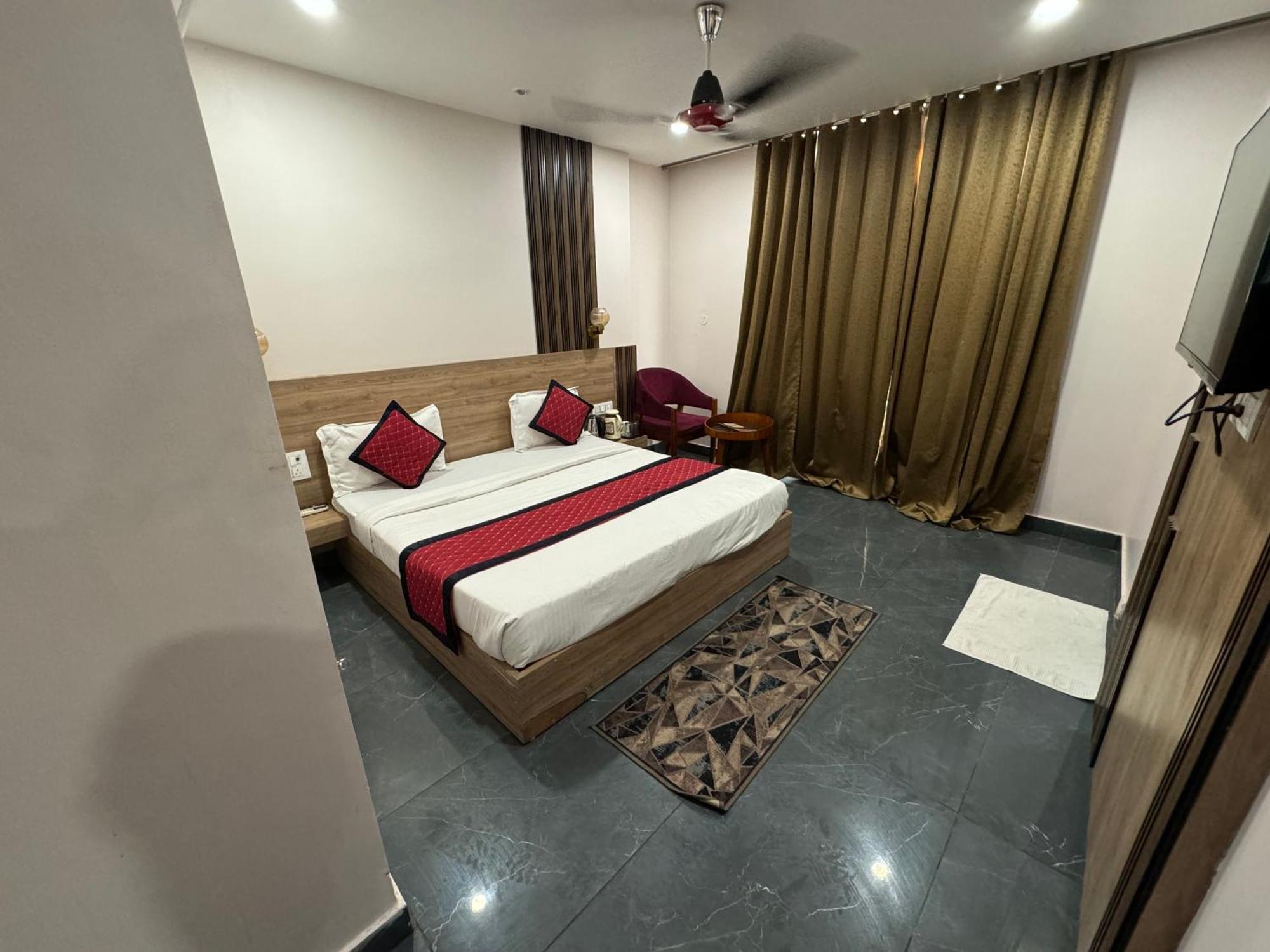 Namay Inn By T And M Hotels Haridwār Eksteriør bilde